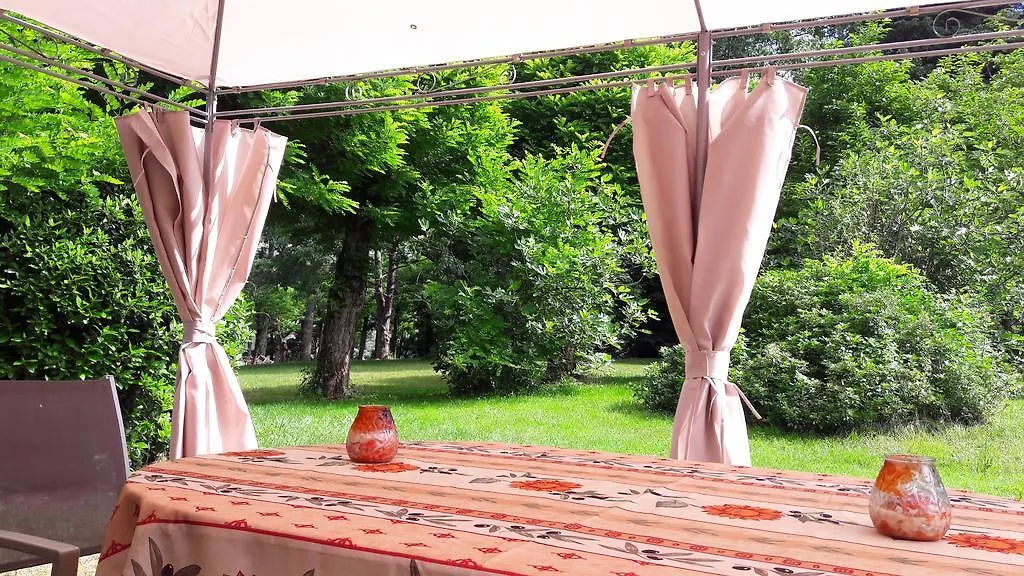 ***  Domaine Le Peyrou Bed & Breakfast Luzech France