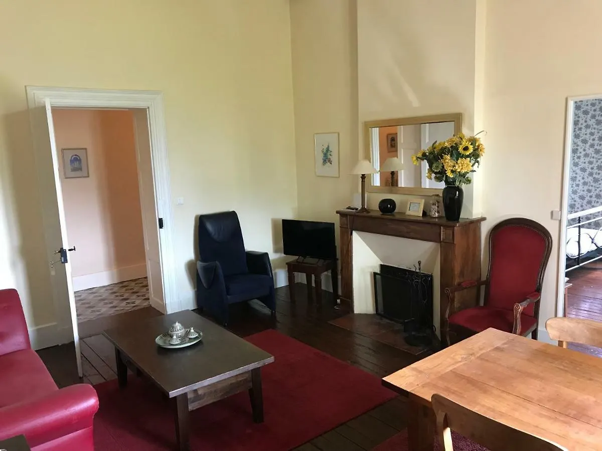 Domaine Le Peyrou Bed & Breakfast Luzech